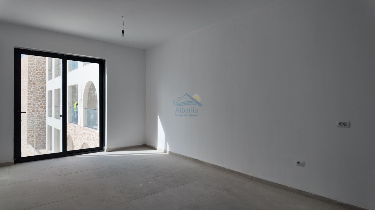 Appartamento con vista mare in vendita a radhimë Vlorë albania