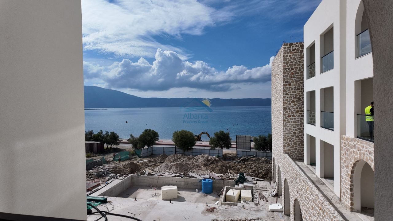 Appartamento con vista mare in vendita a radhimë Vlorë albania