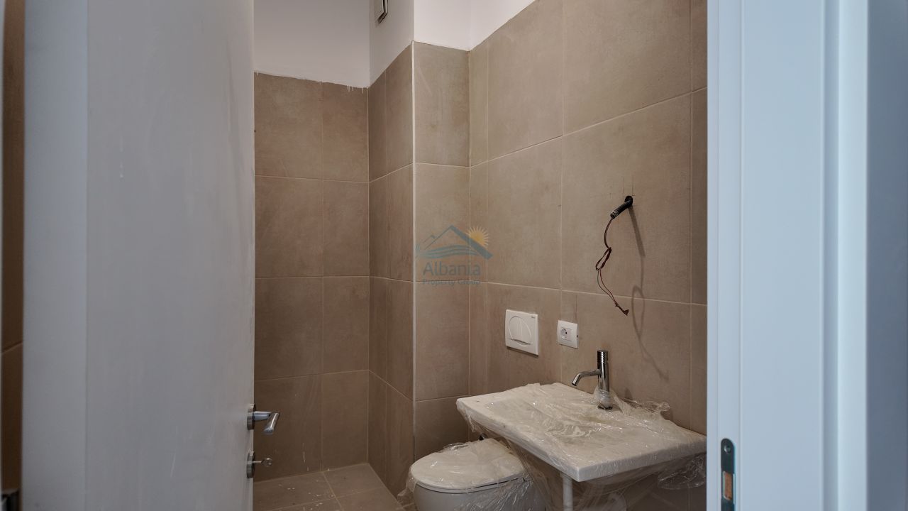 Appartamento con vista mare in vendita a radhimë Vlorë albania