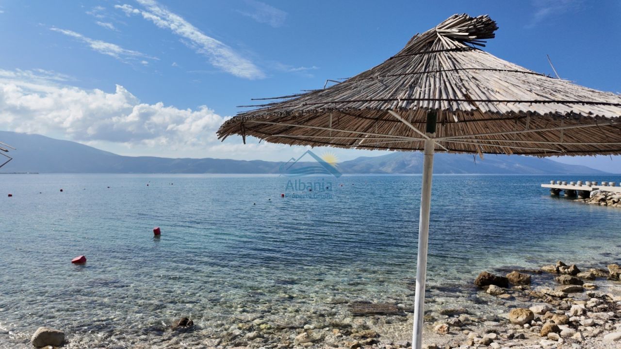Appartamento con vista mare in vendita a radhimë Vlorë albania