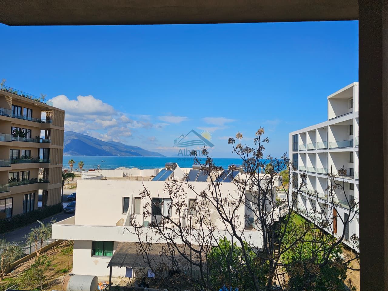Appartamento con vista mare in vendita a radhimë Vlorë albania