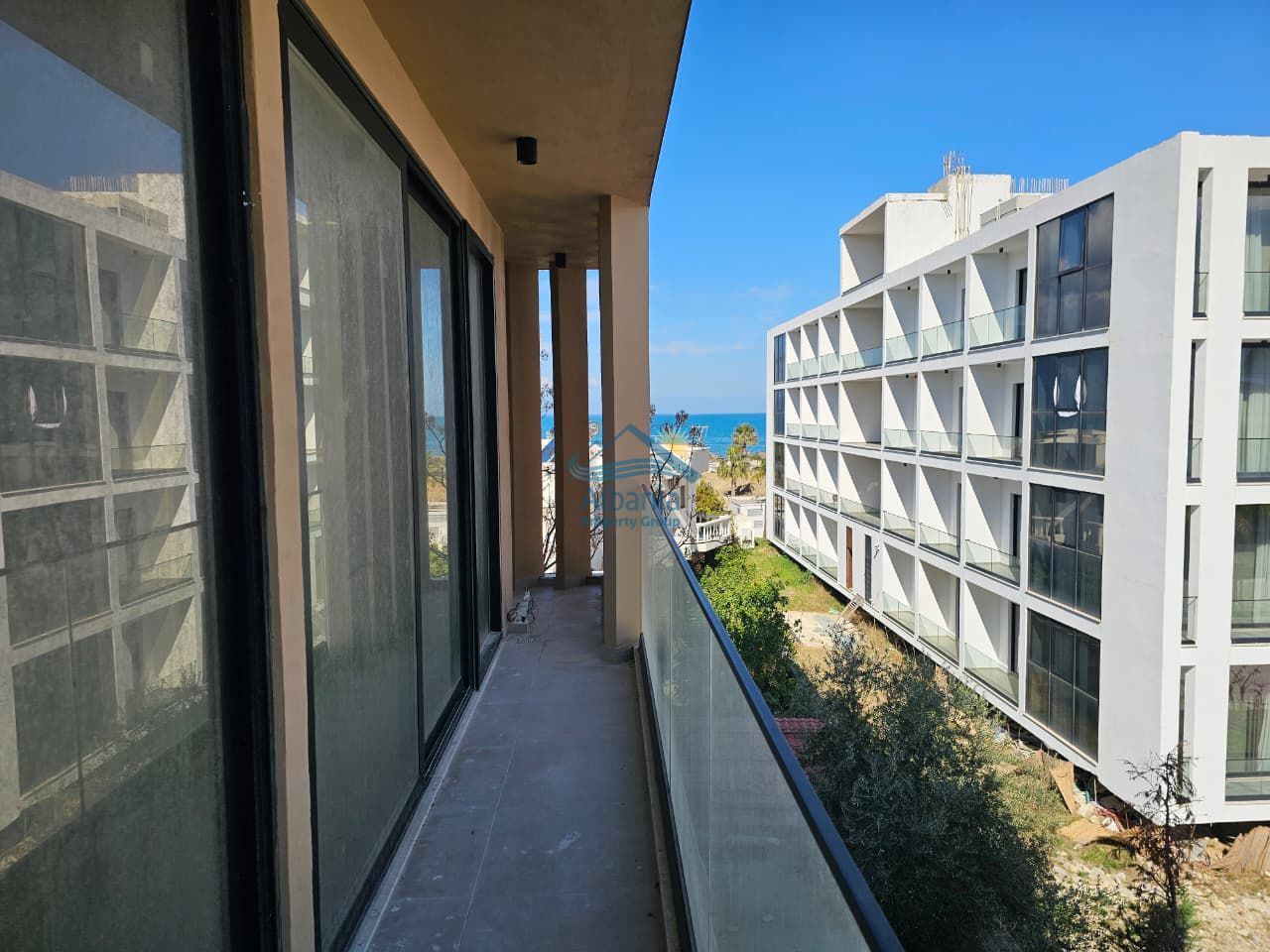 Appartamento con vista mare in vendita a radhimë Vlorë albania