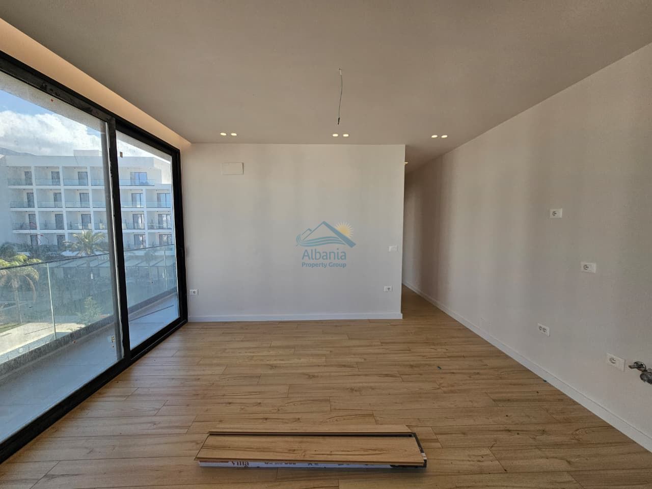 Appartamento con vista mare in vendita a radhimë Vlorë albania