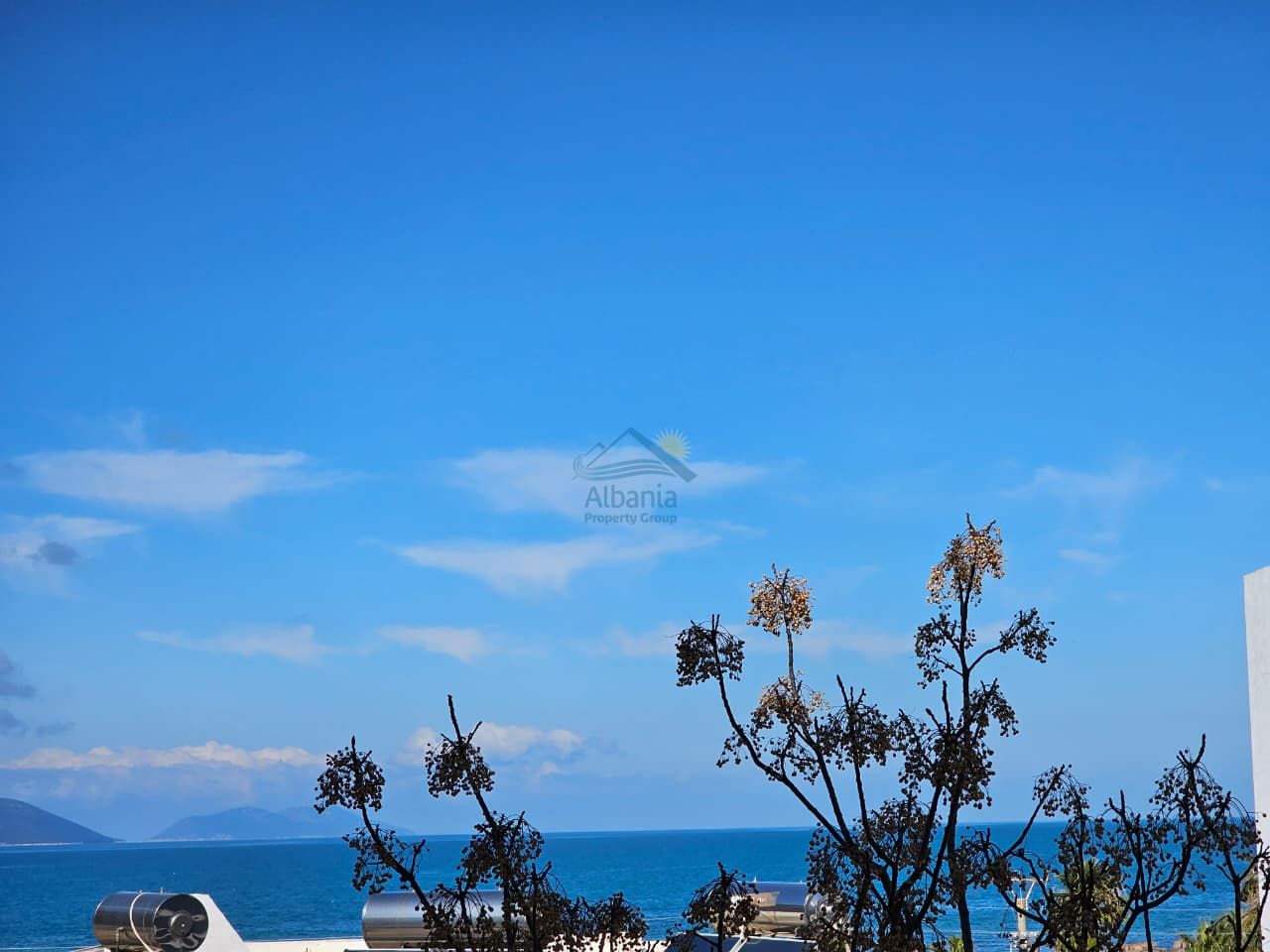 Appartamento con vista mare in vendita a radhimë Vlorë albania