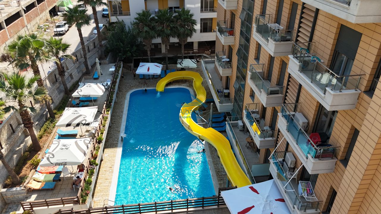 Appartamento con due camere da letto con piscina in vendita a Vlorë albania