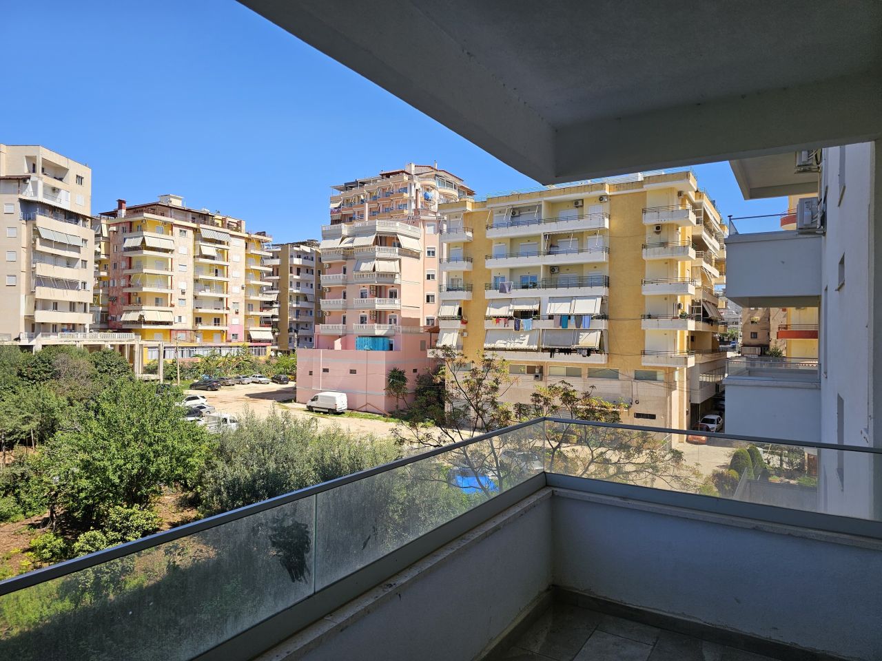 Apartament me një dhomë për shitje në Sarandë