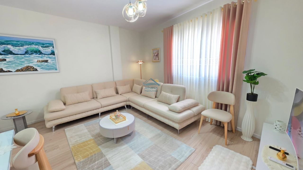 Appartamento moderno in vendita a Vlorë albania