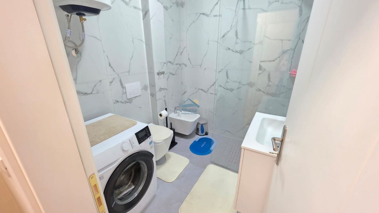 Appartamento moderno in vendita a Vlorë albania