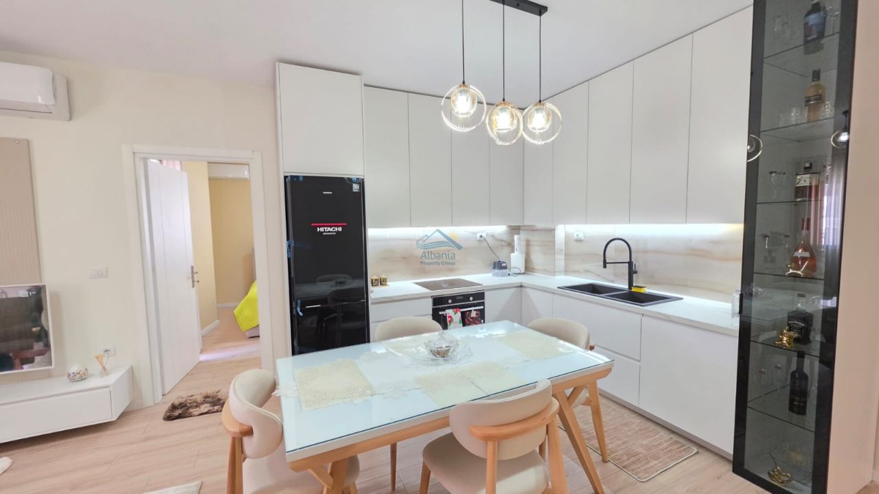 Appartamento moderno in vendita a Vlorë albania