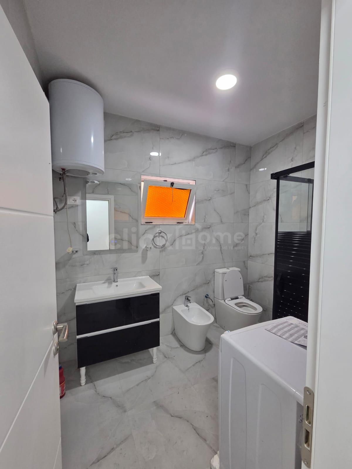 Apartamento 3+1 para alugar «Komuna e Parisit»
