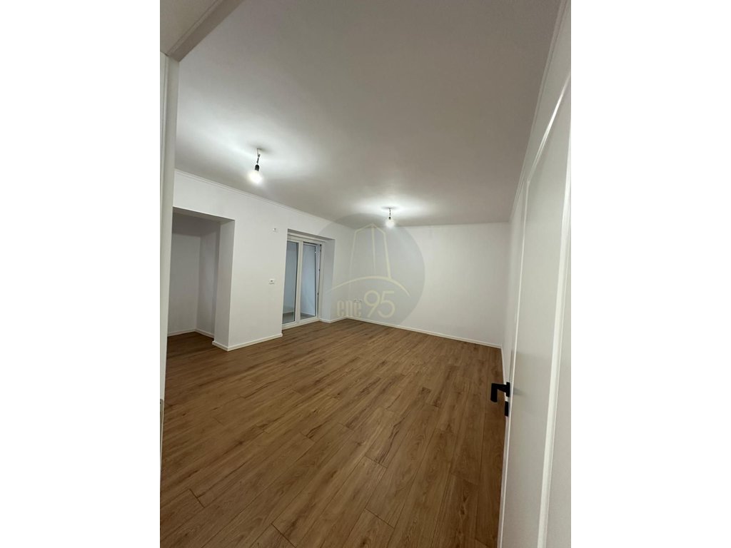 Apartamento en venta 1+1, cerca del ministerio de justicia