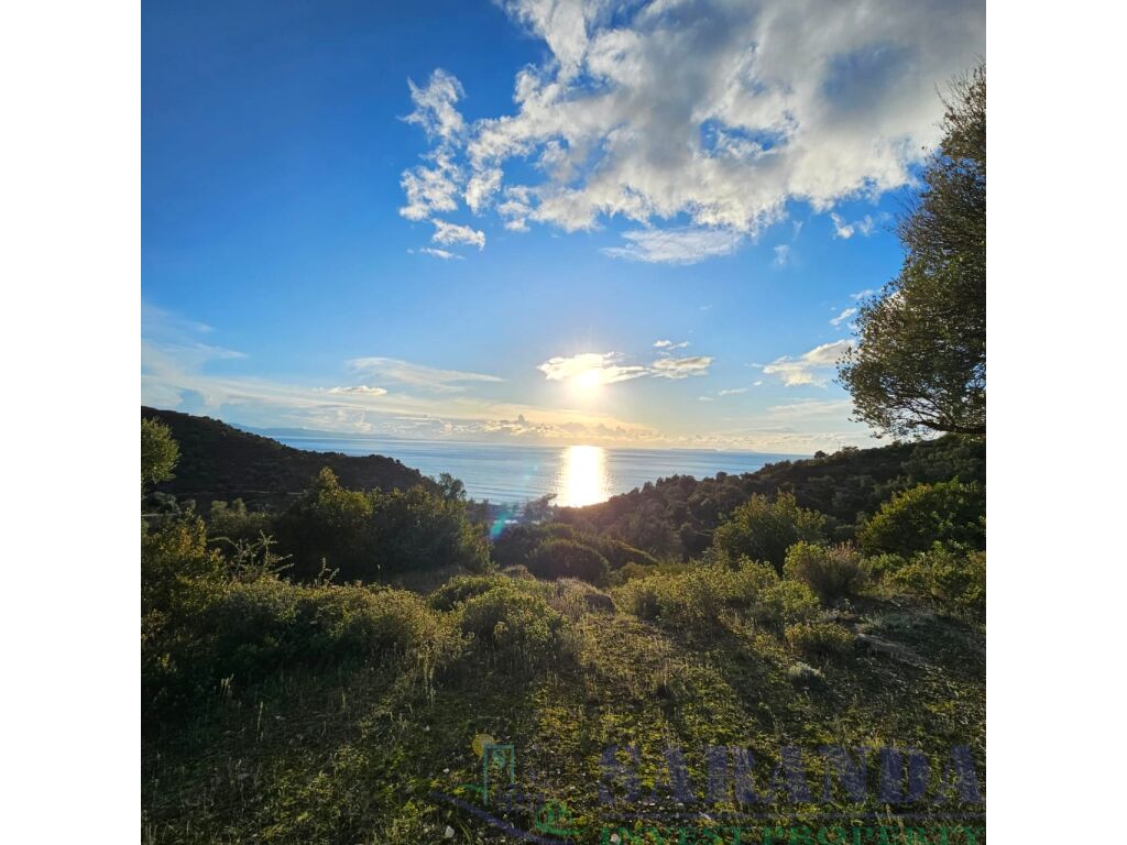 Terreno in vendita a bunec, albania