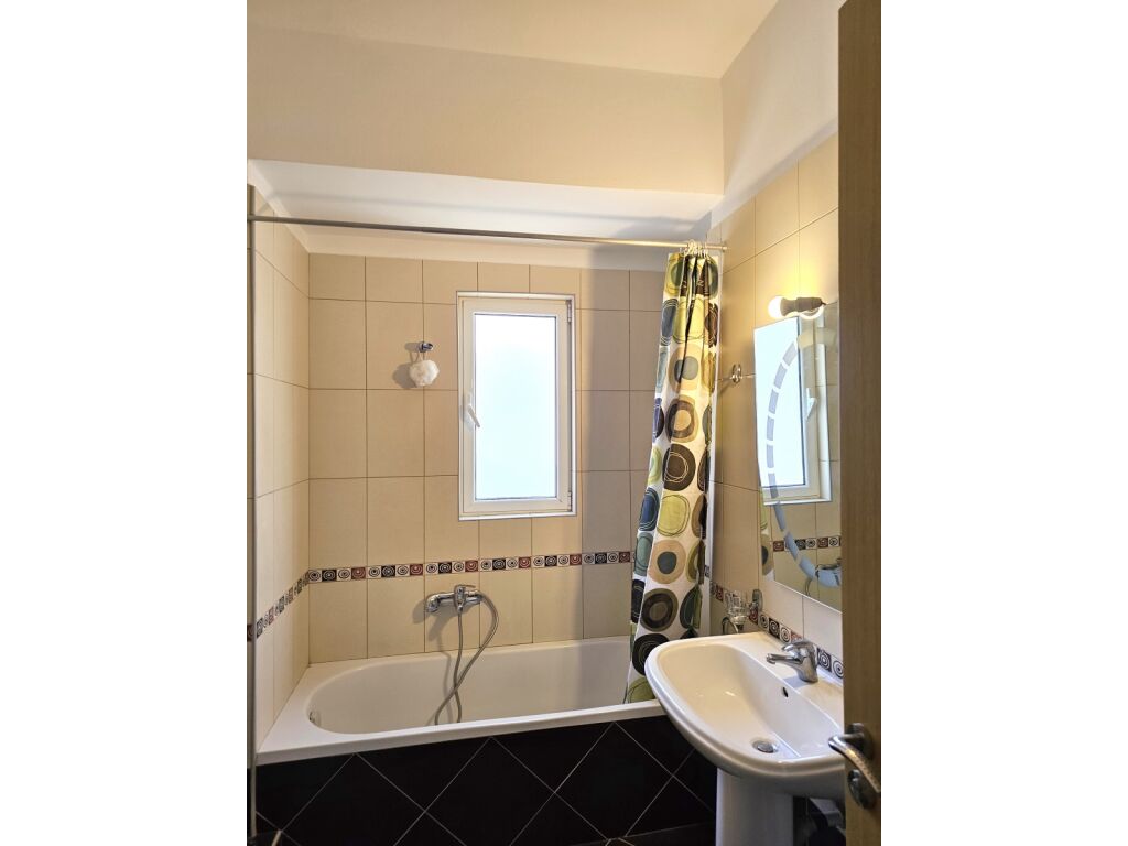 Three bedroom seaview apartment