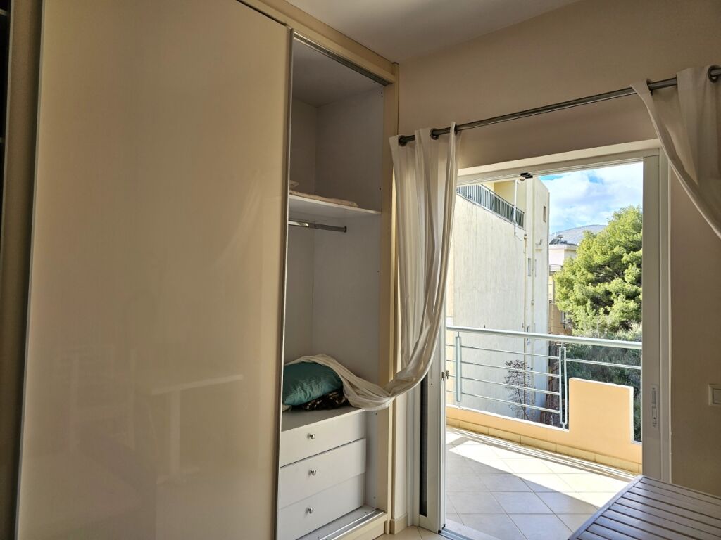 Three bedroom seaview apartment