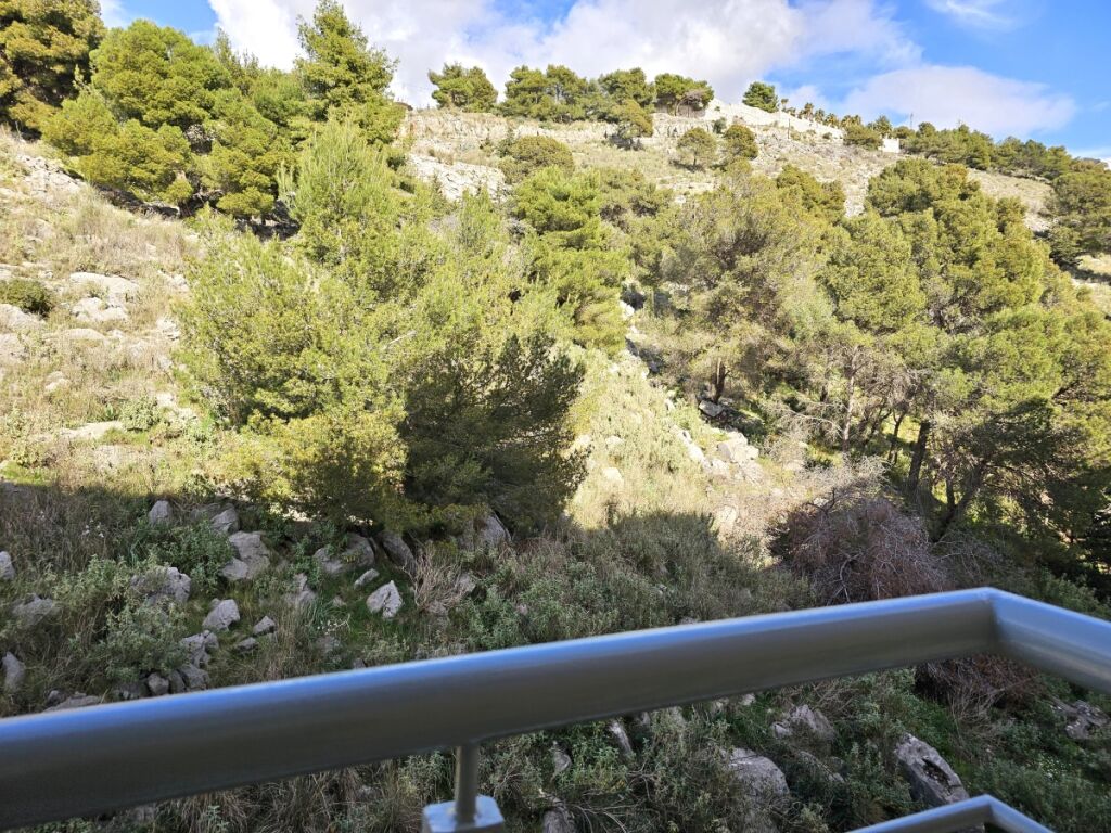 Three bedroom seaview apartment