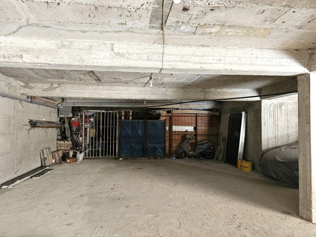 Three bedroom seaview apartment