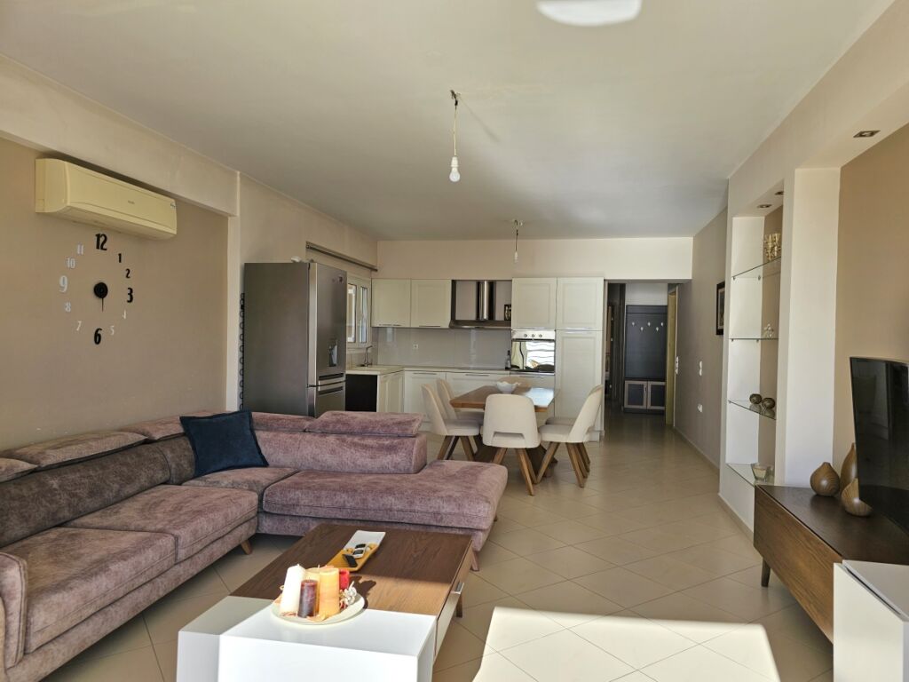 Three bedroom seaview apartment