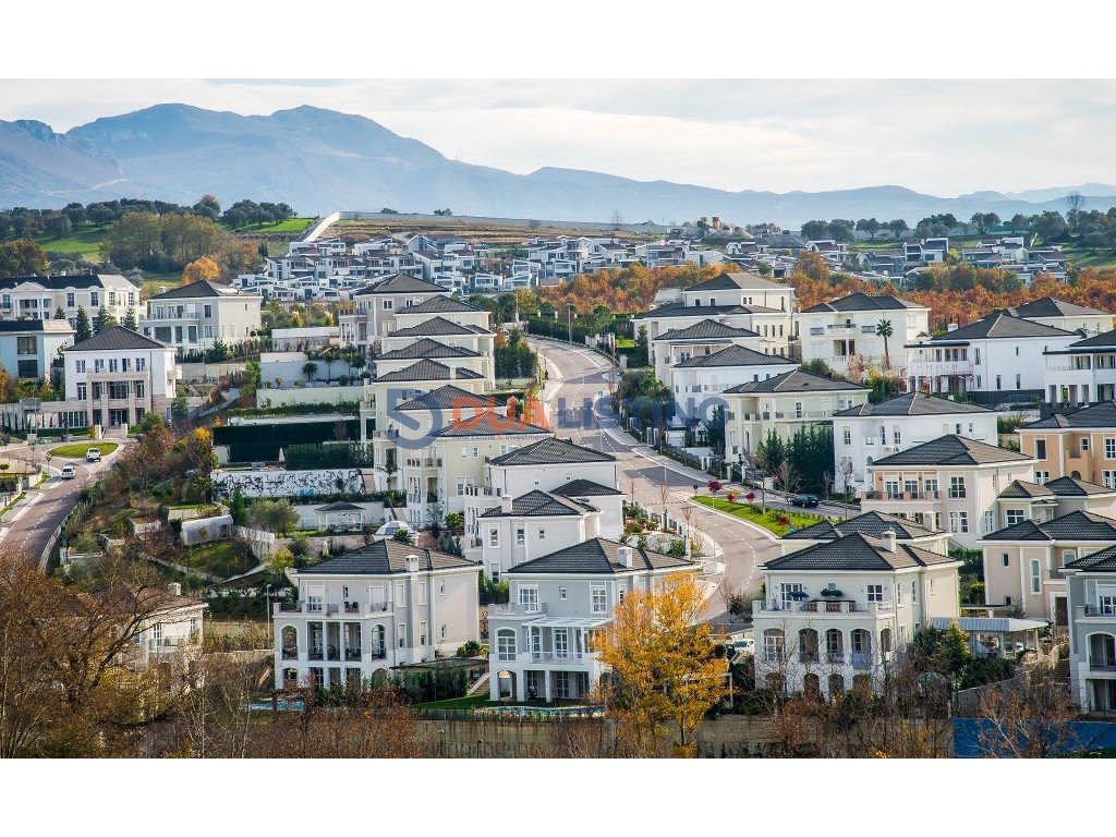 Vilë luksoze në shitje në rolling hills, Tiranë