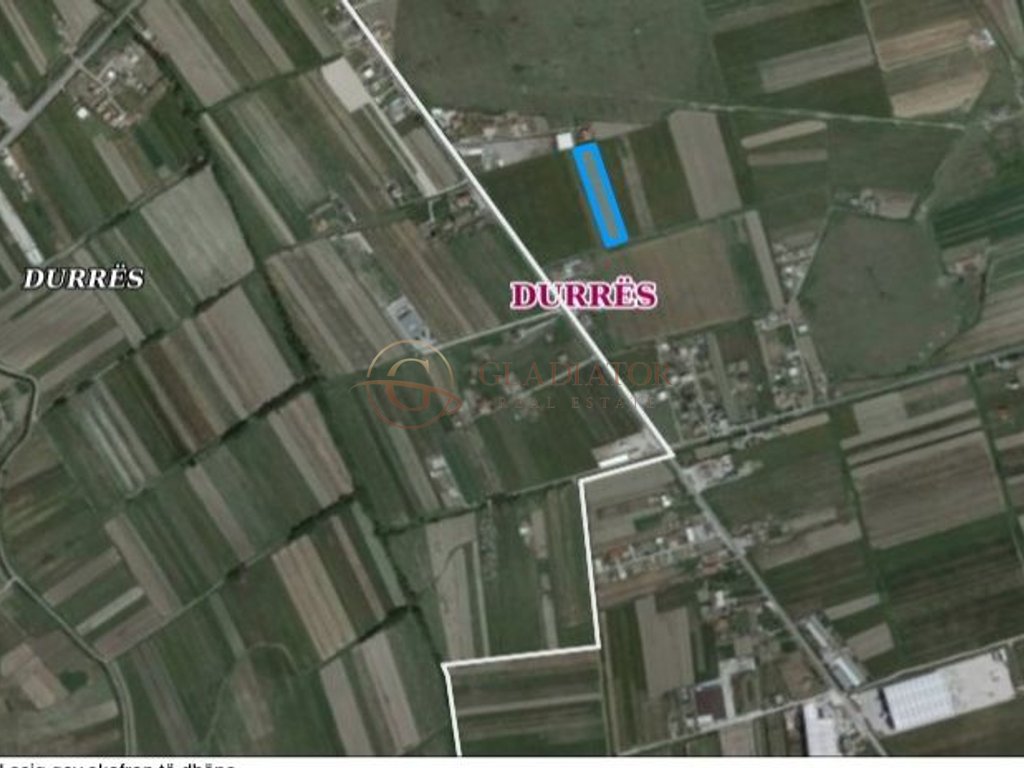 Terrain à vendre sur les 4 rues de fllaka "Durres"