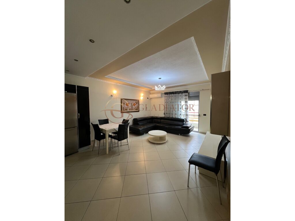 Jepet me qira apartament 2+1+2 prane drejtorise policise durres
