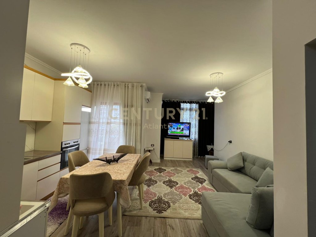 Apartamento mobiliado para alugar na praia hekurudha!
