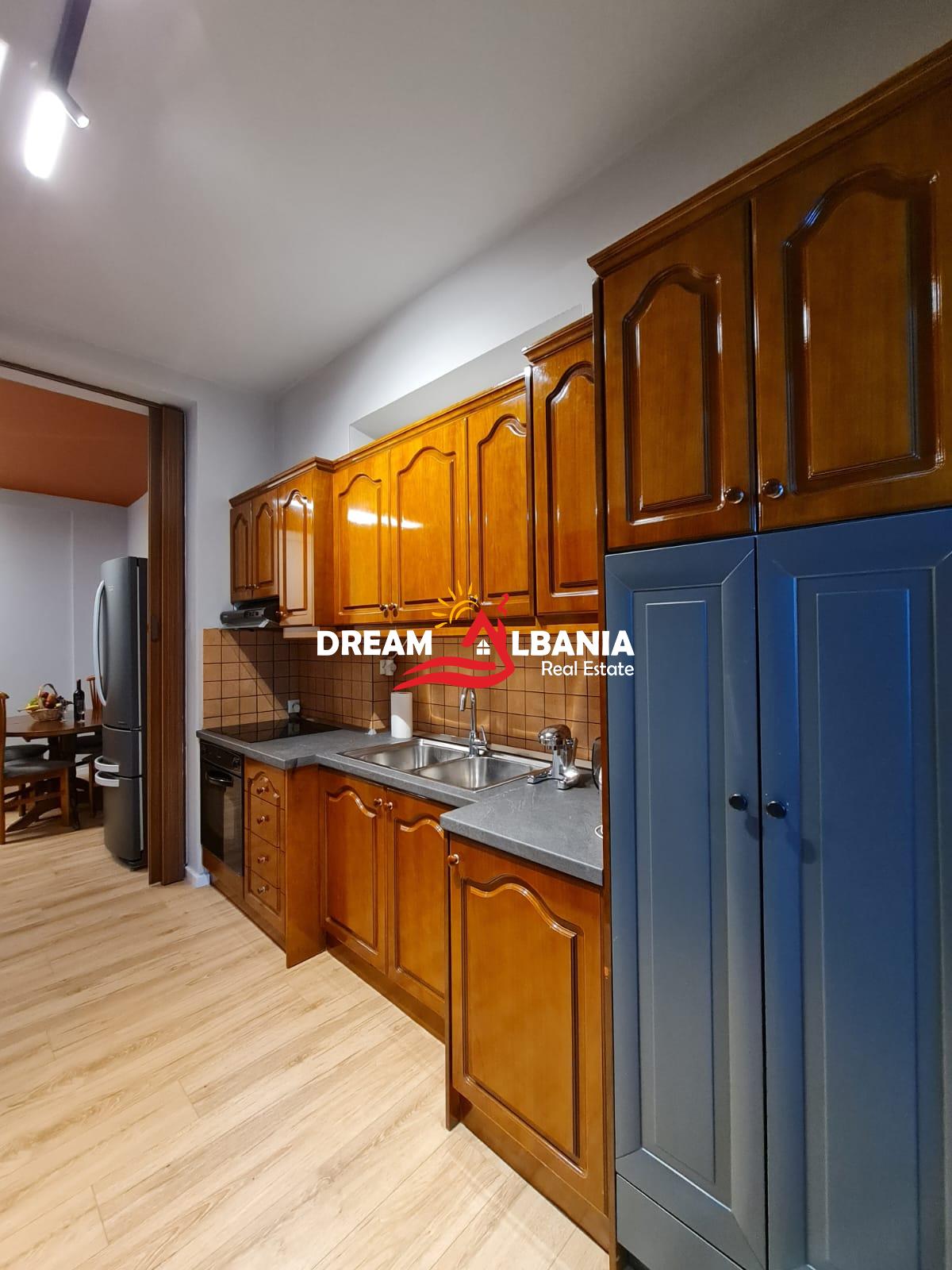 Apartment 1+1 for rent in bllok near juridikut (id 4219424)
