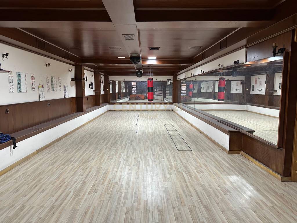 Ambient open space for rent, allias