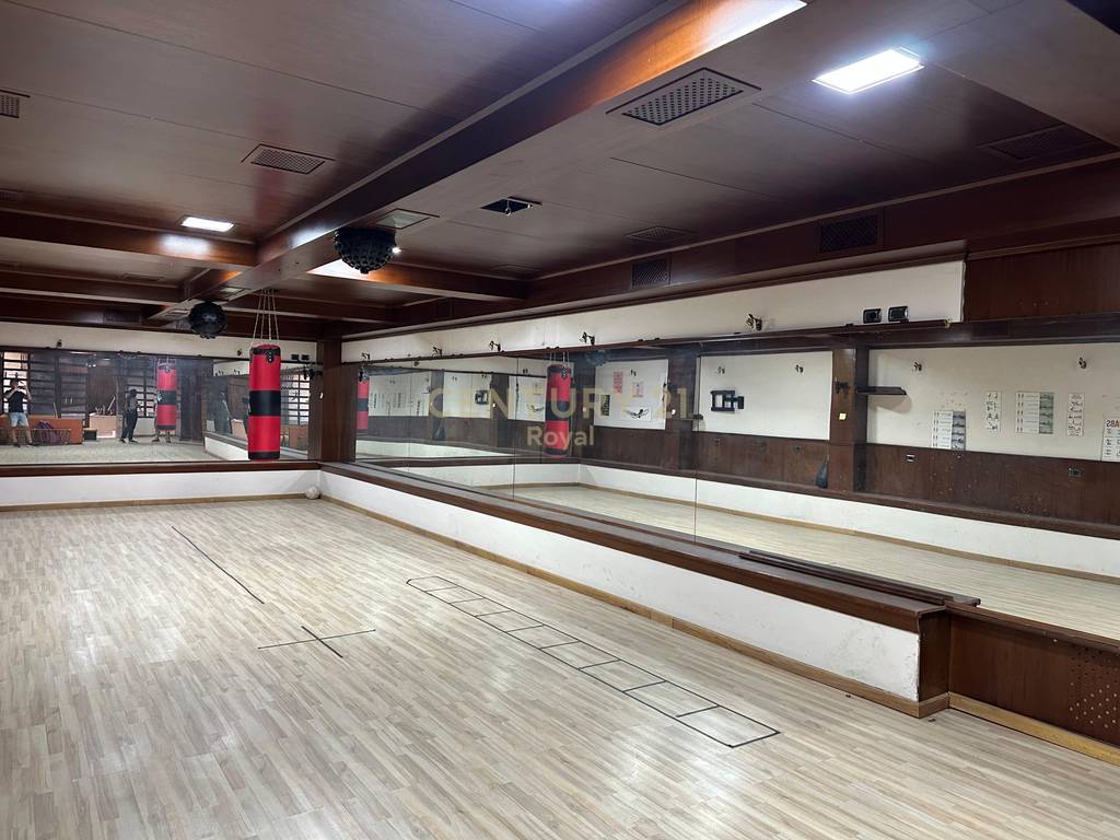 Ambient open space for rent, allias