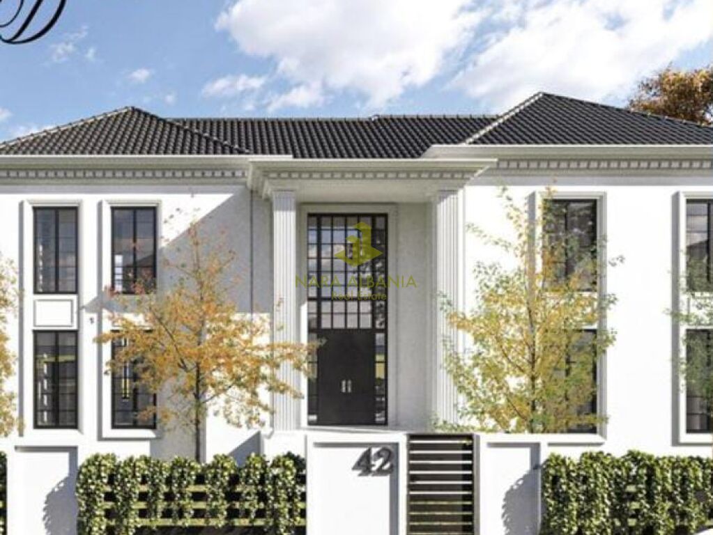 Vila 4+6 për shitje në mjull - bathore, Tiranë