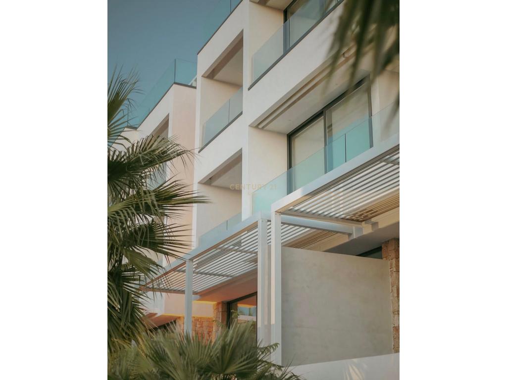 Piso en venta 1+1, vista lateral al mar (con garaje) en "Kalaja"
