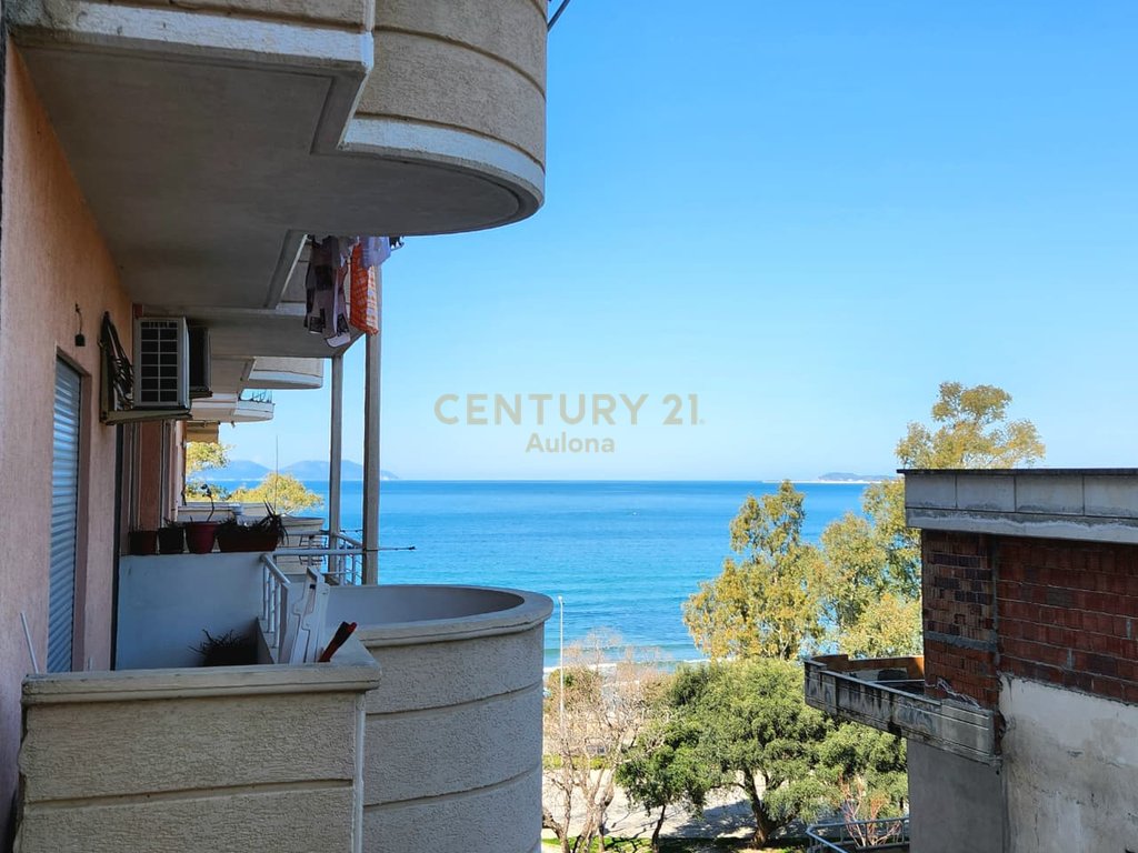 Appartamento moderno 1+1 in affitto – Prima linea a lungomare, zona 'Rrapi', Vlorë.