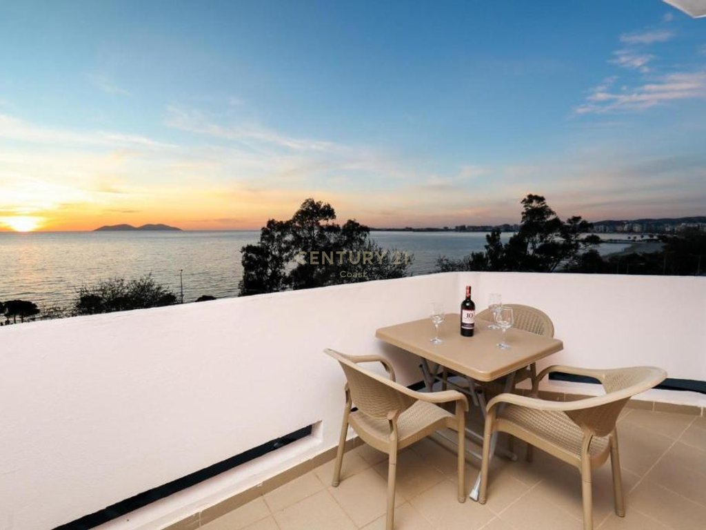 Appartamento moderno 1+1 in affitto – Prima linea a lungomare, zona 'Rrapi', Vlorë.