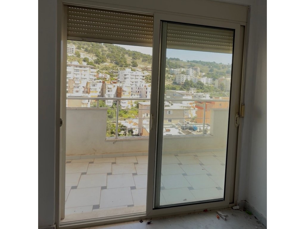 Appartement 1+1 à vendre à sarande