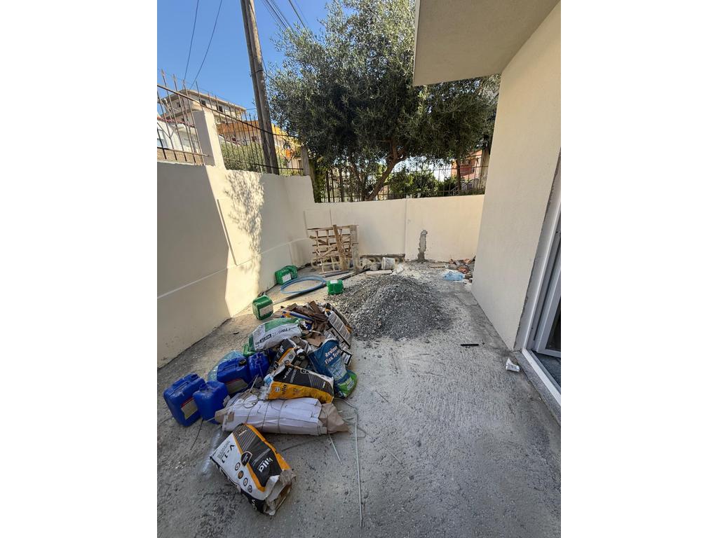 Appartamento 1+1 in vendita a Durrës con posto auto e deposito!