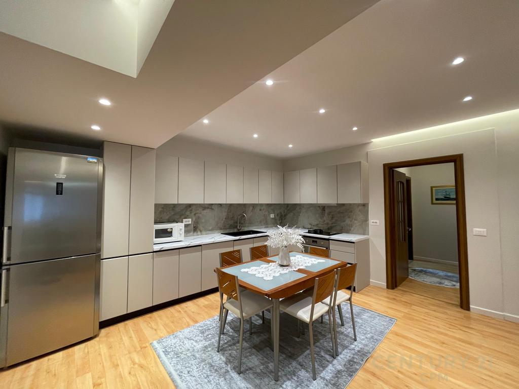 Appartement 2+1 à louer près de la place willson!