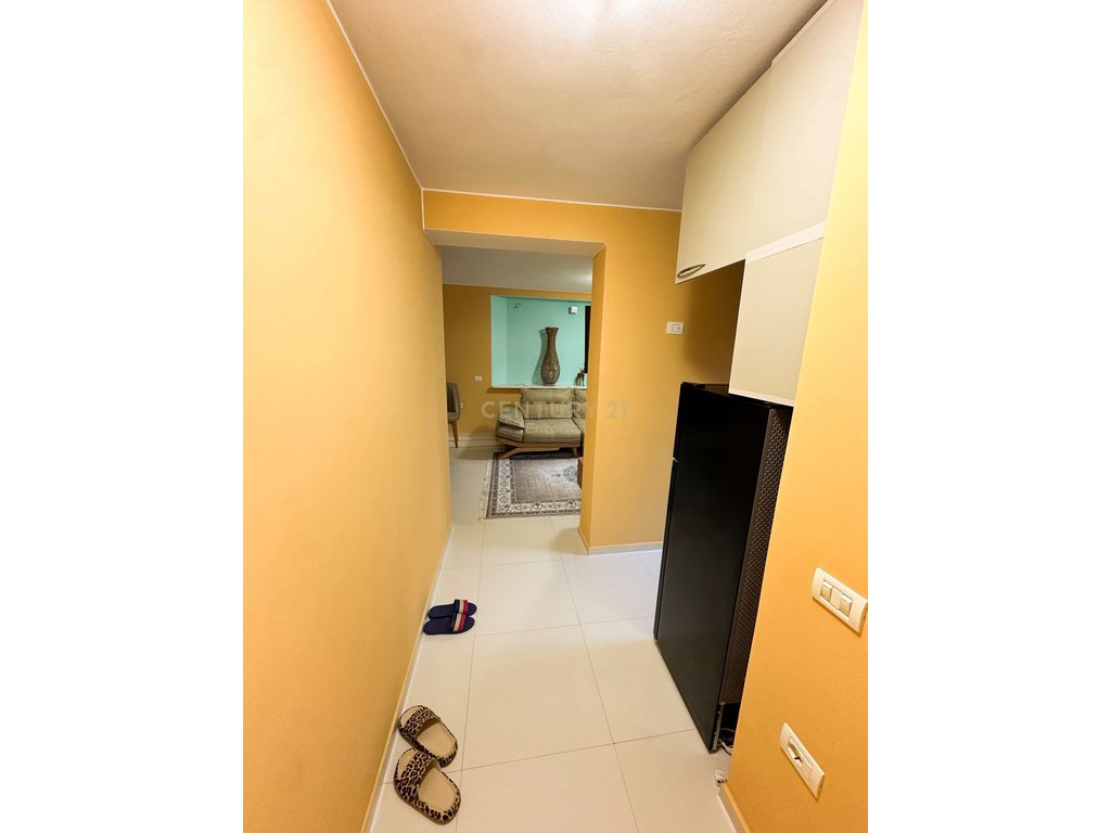 Appartement 2+1 à louer près de la place willson!