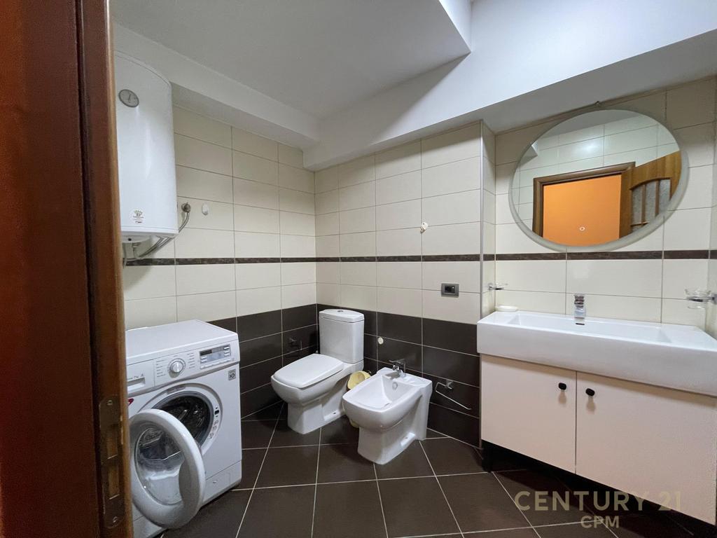 Appartement 2+1 à louer près de la place willson!
