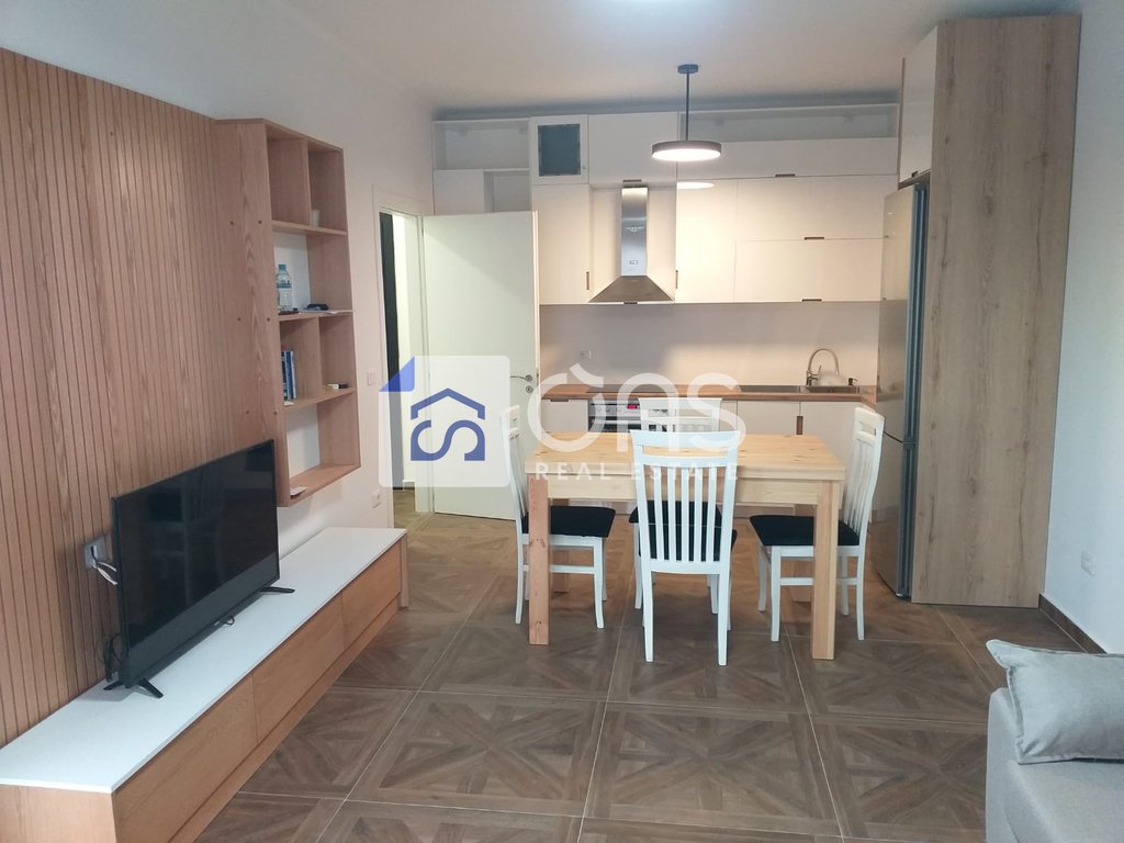 Apartament 1+1 me qira në rruga 5 maji, Tiranë