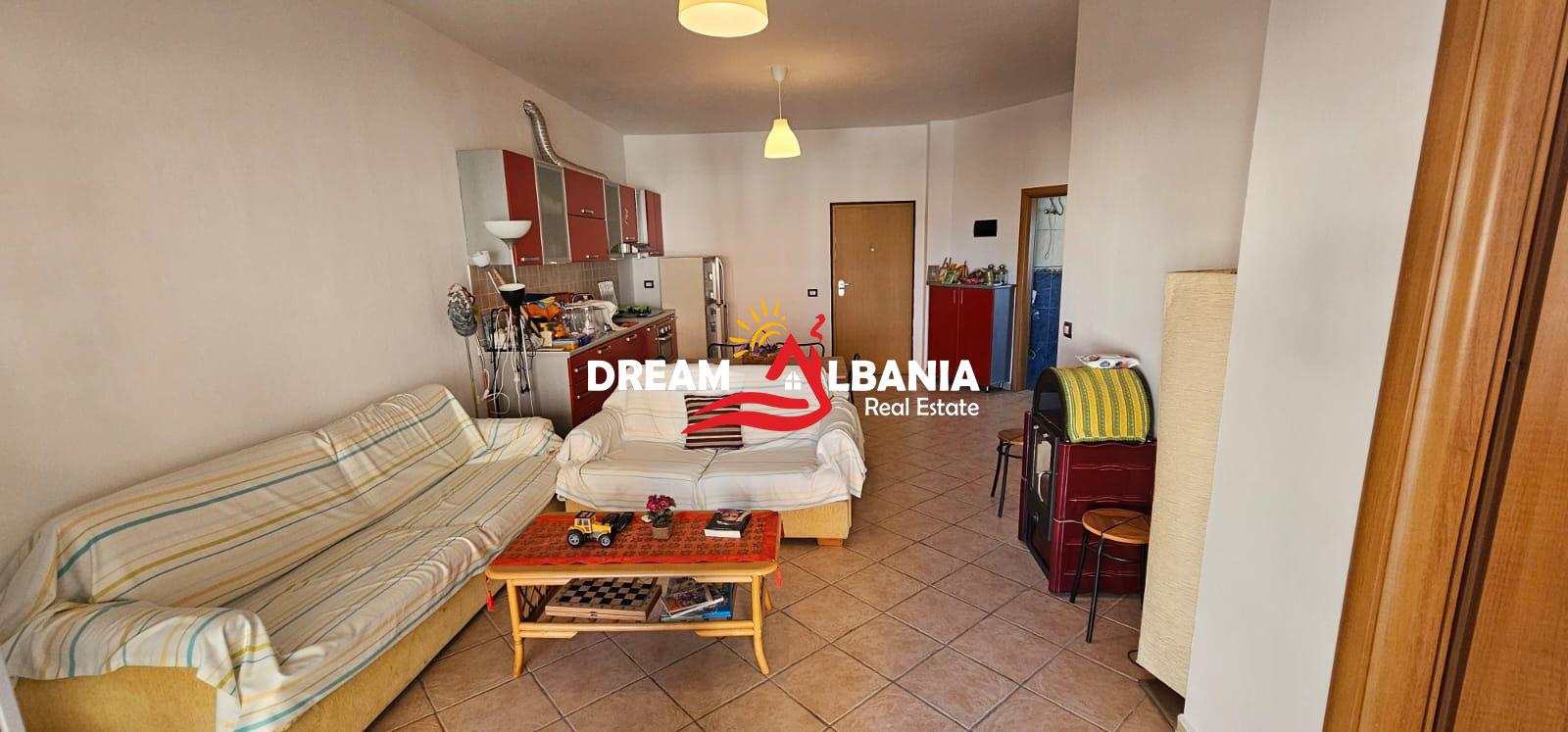 Apartamento 2+1 perto de bregdeti em shkembi i kavajes, anexo ao epidamn white sensation hotel (id 41212087)