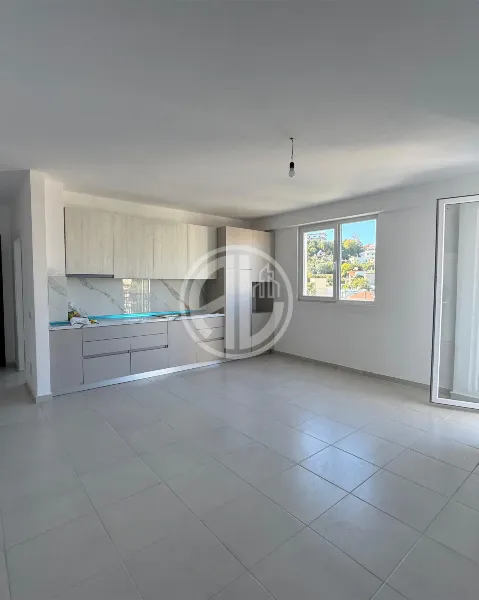 Appartement 3+1+2 à louer – Durrës, hôpital