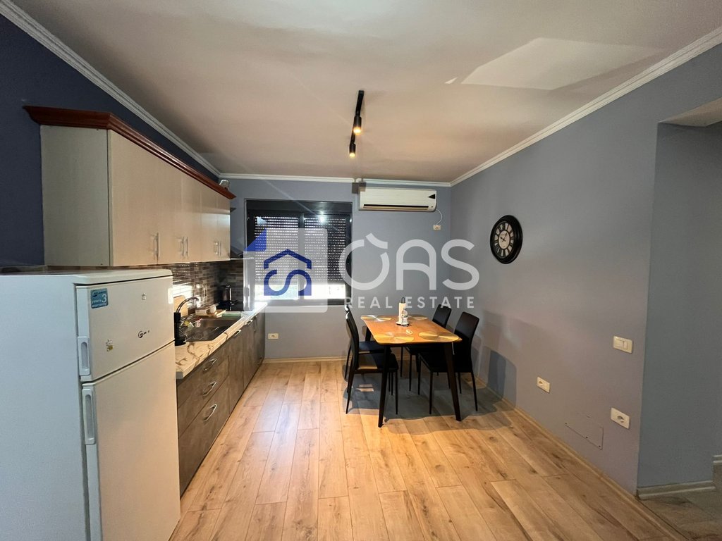 Apartamento 2+1 para alugar em laprakë, Tirana