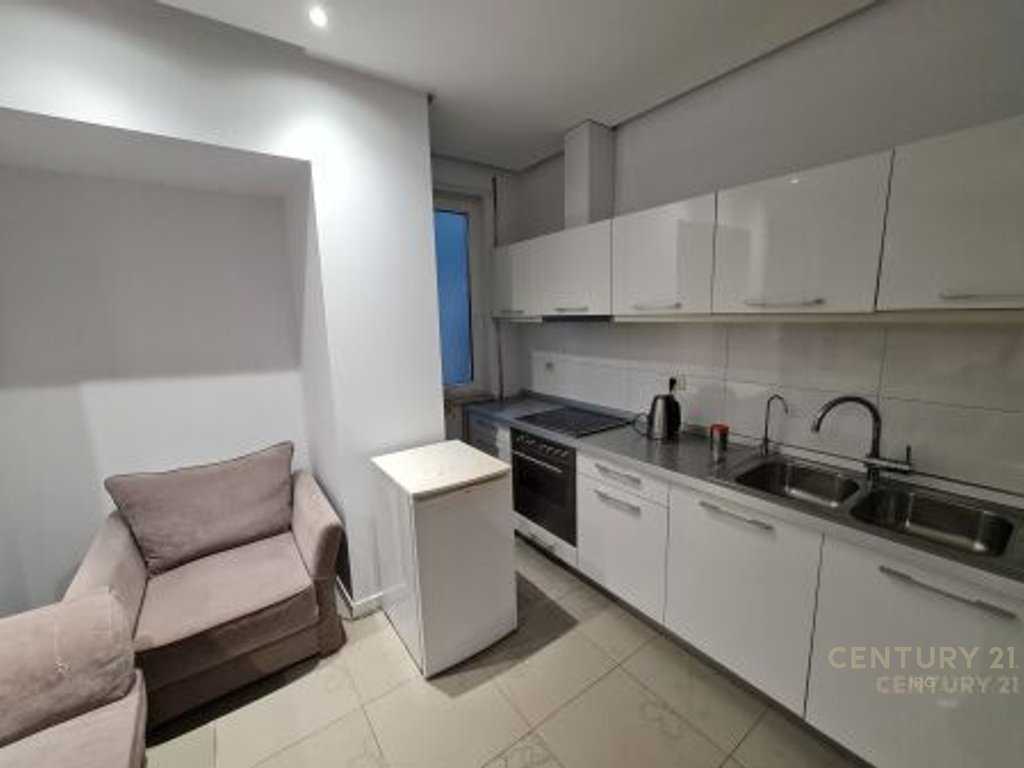 Apartment zur miete 2+1+2 bei garda