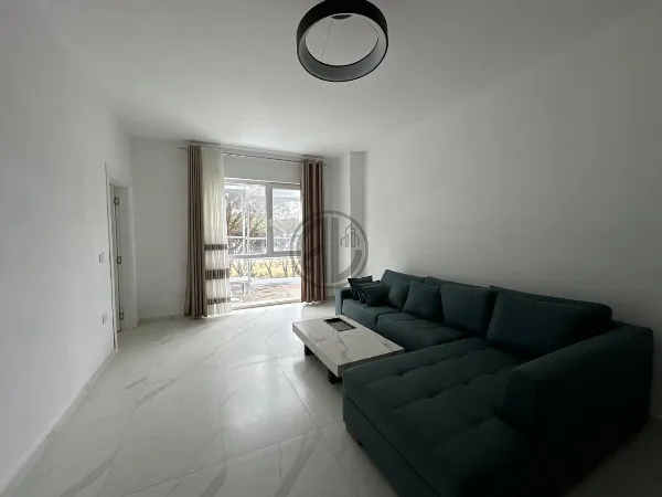 2+1 apartment first line with sea view, near Mali i Robit