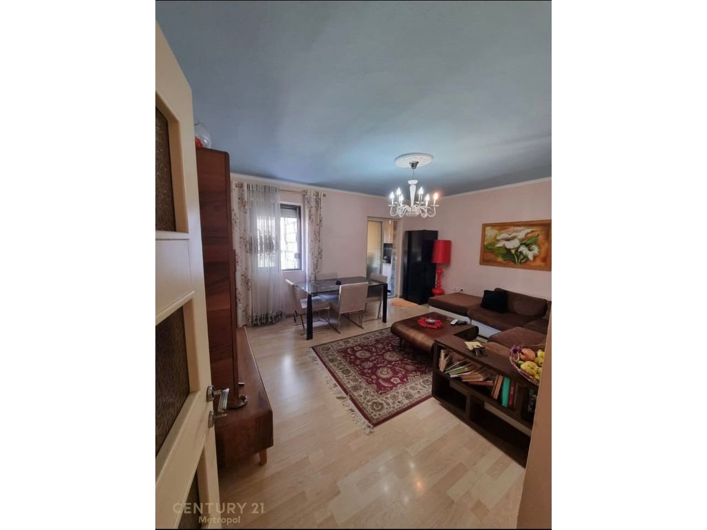 Office ambient for 2+1+garage, for rent at myslym shyri