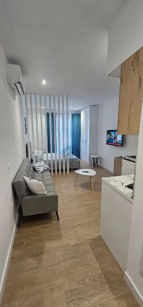 Garsoniere 45 metra katror e mobiluar – Qerret