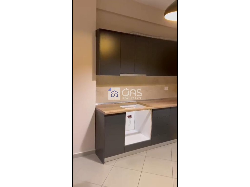 Appartement 1+1 à louer dans le jardin botanique zoologique, Tirana