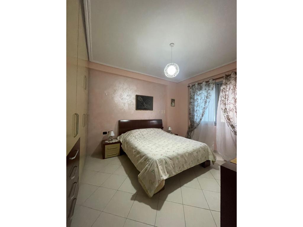 Appartement à vendre 2+1+2 – Rue cipajve, vlore!