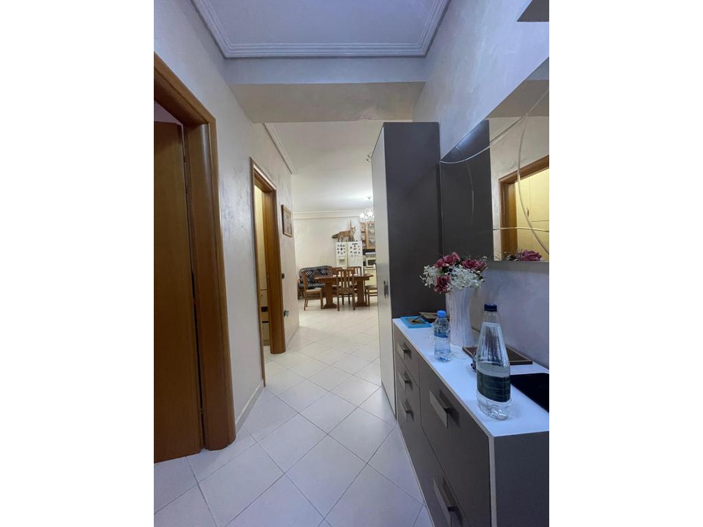 Appartement à vendre 2+1+2 – Rue cipajve, vlore!