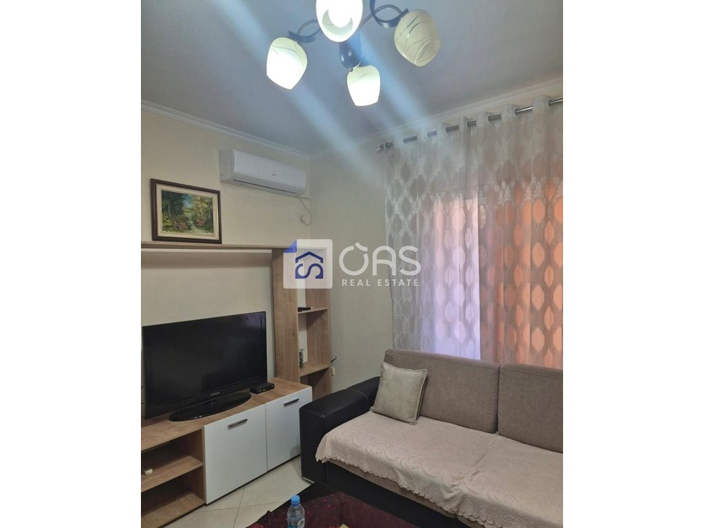 Casa 1+1 para alugar na rua 5 maji, Tirana