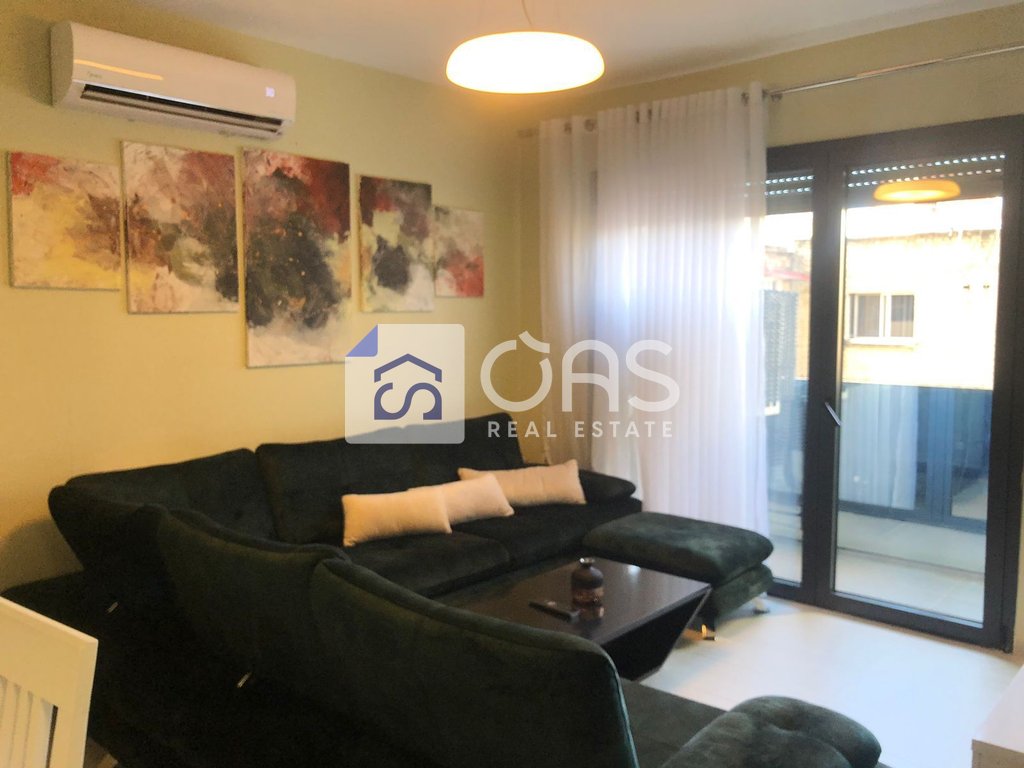 Apartamento 2+1 para alugar no estádio dinamo, Tirana